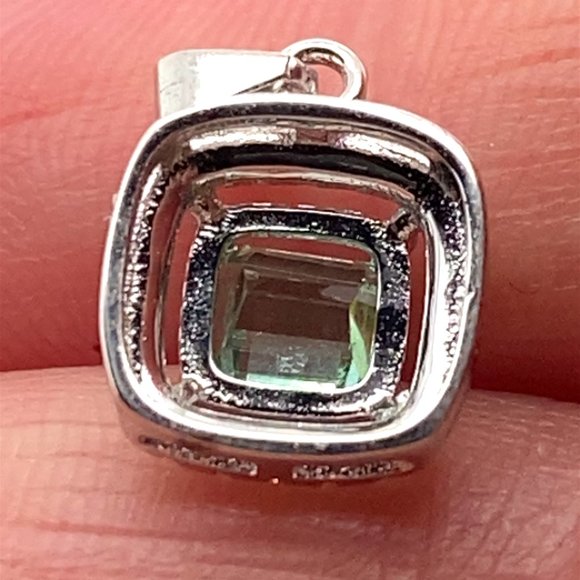 Green Tourmaline 1.36ct White Gold Finish Solid 925 Sterling Silver Pendant - Picture 3 of 7